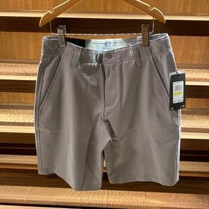 Under Armour Boys Golf Shorts, size youth medium